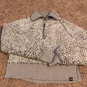 Half zip/cropped soft Sherpa from PINK. Size XS
